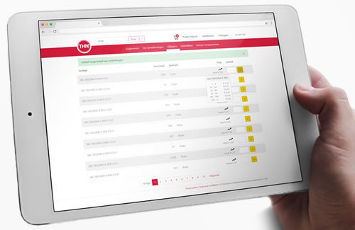Tablet mit THN-Kundenportal, auf dem Produktübersicht und Bestellfunktionen angezeigt werden