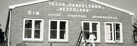 Oud THN-pand met geveltekst ‘Techn. Handelsond. Nederland’