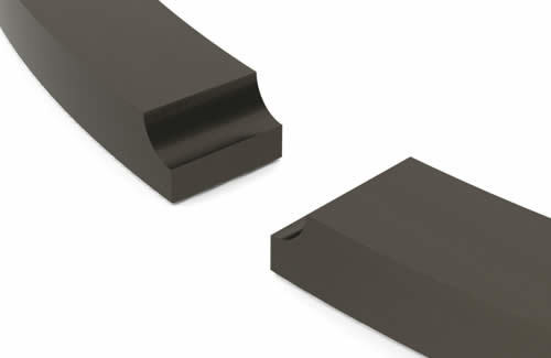 Segment de piston avec rainure latérale pour une étanchéité contrôlée dans les moteurs